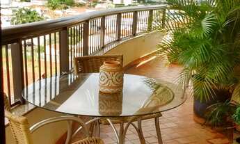 Imagem 7: 3 dormitórios, 1 suítes, 3 banheiro, 3 vagas na garagem, 257M² de Área Construída