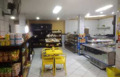 Imagem 6: PONTO COMERCIAL em Abrantes - BA, Centro