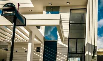 Imagem 3: VENDA CASA ALTO PADRÃO DUPLEX COM 221M2 4 QUARTOS 3 SUÍTES GARAGEM 2 CARROS PISCINA NASCEN