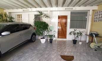 Imagem: Casa Térrea e Isolada. 02 dorm. 03 vagas