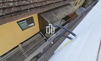 Imagem 6: Casa triplex, 2 dormitórios na Rua Rodrigo Silva