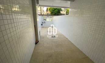 Imagem 3: Impecável casa à venda em Santos-SP, no Boqueirão, com 3 quartos, 3 suítes, 2 salas, 6 ban