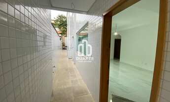 Imagem 2: Imperdível oportunidade de adquirir uma casa de luxo em Santos-SP, com 3 quartos, 3 suítes