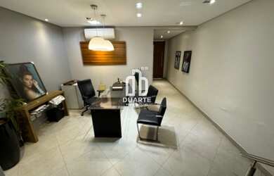 Imagem 2: Imóvel Comercial para Locação em Santos-SP - Casa na Aparecida, 4 Quartos, 1 Suíte, 4 Sala