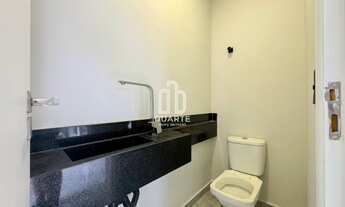 Imagem 3: Casa de Luxo à Venda em Santos-SP: 4 Quartos, 4 Suítes, 2 Salas, 7 Banheiros, 2 Vagas, 290