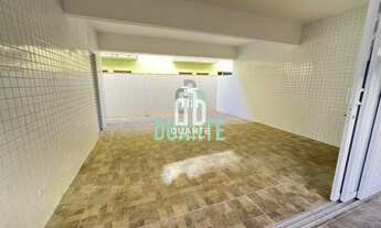 Imagem 2: Casa à venda no Marapé, Santos-SP: 2 quartos, 2 suítes, 1 sala, 3 banheiros, 1 vaga, 133 m