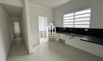 Imagem 6: Imóvel à venda em Santos-SP, no Embaré: Casa com 3 quartos, 2 suítes, 215m² e 2 vagas de g