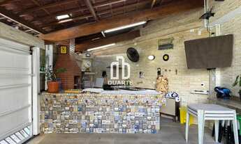 Imagem 6: Casa com piscina no Embare