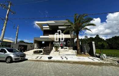 Imagem 2: Imóvel de Luxo na Riviera de São Paulo: Casa de 8 Quartos, 8 Suítes e 1.200m² à Venda em B