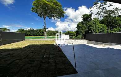 Imagem 7: Imóvel de Luxo na Riviera de São Paulo: Casa de 8 Quartos, 8 Suítes e 1.200m² à Venda em B