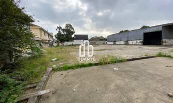 Imagem 2: Terreno comercial à venda em Santos-SP, bairro Estuário, com 2.375m² de área. Não perca es