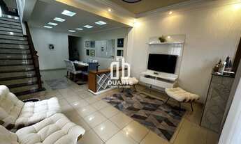 Imagem 5: Casa à venda em Santos-SP, no bairro Aparecida, com 6 quartos, 2 suítes e 195m² de área. C