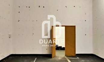 Imagem 2: Sobrado comercial com 968m² para locação no Gonzaga, Santos, localização nobre, amplo esta