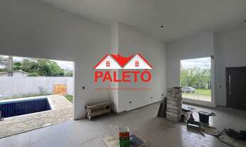 Imagem 4: Casa com 3 suítes, frente asfalto a venda no Condomínio Ninho Verde na cidade de Quadra