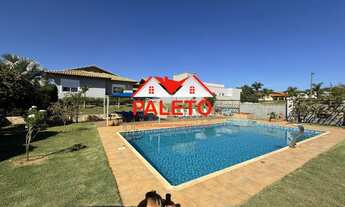 Imagem 2: Casa com 4 suítes a venda no Condomínio Ninho Verde na cidade de Quadra, Aceita Financiame