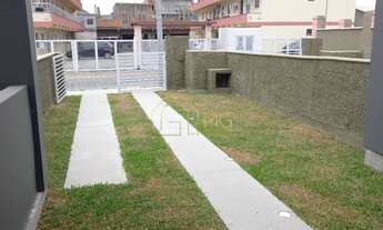 Imagem 2: Casa Duplex geminada meio 02 dormitórios sendo 02 suíte, 01 dormitório no sótão, 01lavabo