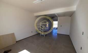 Imagem 5: Casa Duplex geminada meio 02 dormitórios sendo 02 suíte, 01 dormitório no sótão, 01lavabo