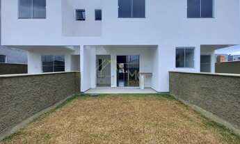 Imagem 3: Casa Duplex geminada meio 02 dormitórios sendo 02 suíte, 01 dormitório no sótão, 01lavabo