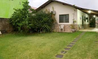 Imagem: Casa 3 dormitórios e quintal arborizado