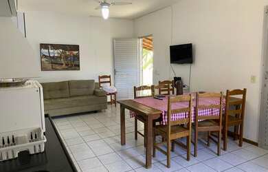 Imagem 7: Casa com 4 dormitórios em amplo terreno no norte da ilha de Florianópolis