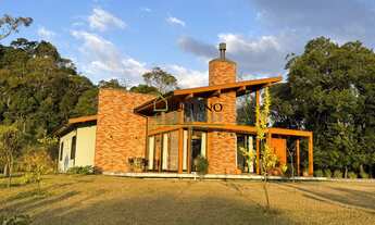 Imagem: CASA COM À VENDA, em condomínio fechado