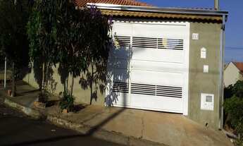 Imagem: CASA RESIDENCIAL em BOTUCATU - SP, JD. IOLANDA