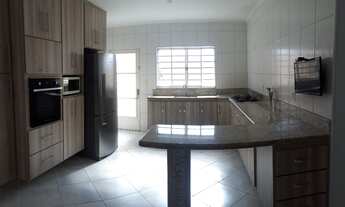 Imagem 4: CASA RESIDENCIAL em BOTUCATU - SP, JARDIM ITAMARATI