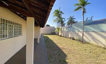 Imagem 2: Casa residencial ou comercial para vender ou alugar no Jardim Planalto, Botucatu, Neisa Im