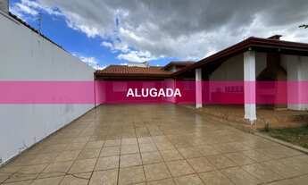 Imagem: CASA RESIDENCIAL em BOTUCATU - SP, JARDIM