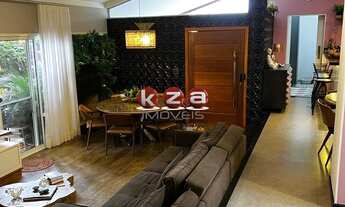 Imagem 4: Casa de Luxo em Condomínio - 4 quartos, 4 suítes, 2 salas, 5 banheiros, 4 vagas, 400m² em