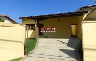 Imagem 2: Casa térrea a venda com 3 dormitórios e piscina em bolsão de segurança em Valinhos