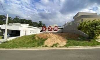 Imagem: Terreno à venda em condomínio de alto