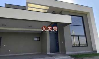 Imagem: Casa de alto padrão em condomínio à venda