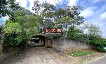 Imagem 2: Chácara de luxo à venda em Valinhos-SP, com 4 quartos, 4 suítes e 15 vagas de garagem!