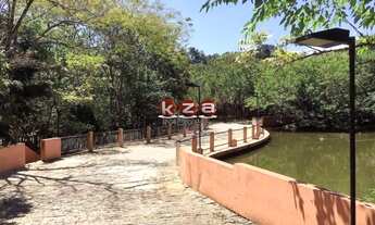 Imagem 6: Terreno de 959,68 m² no Condomínio Portal do Lago em Valinhos-SP: Oportunidade única de in