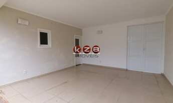 Imagem 4: Casa de Alto Padrão em Condomínio Exclusivo em Vinhedo-SP: 3 Quartos, 1 Suíte, 3 Salas, 3