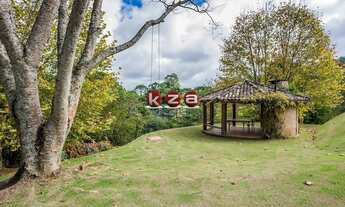 Imagem 3: Casa de luxo à venda em Santo Antônio do Pinhal-SP, no bairro Sítio Arroz Com Feijão: 5 qu