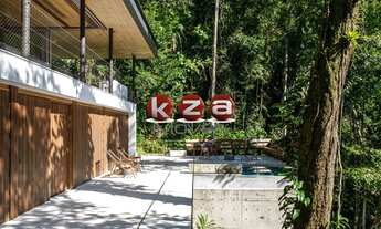 Imagem 4: Casa em Condomínio de Luxo em Bertioga-SP com 4 Quartos, 4 Suítes e 550m² de Área