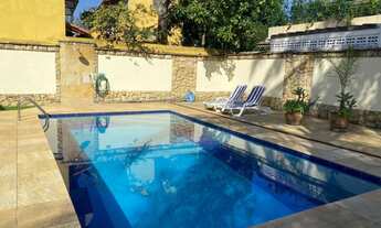 Imagem: 5 dormitórios na Rua Mário Milward