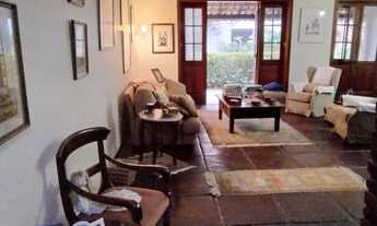 Imagem 3: 4 dormitórios na Rua Domingos Azevedo