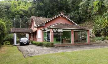 Imagem 2: 5 dormitórios, 4 suíte, 5 vagas na garagem, 15000M² de Área Construída