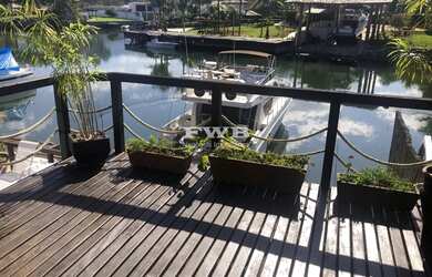 Imagem 3: Linda casa de canal no Bracuhy em Angra dos Reis, piscina, 5 quartos e sistema solar para