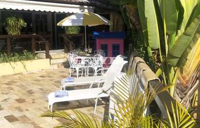 Imagem 7: Linda casa de canal no Bracuhy em Angra dos Reis, piscina, 5 quartos e sistema solar para