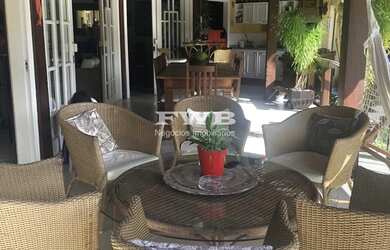 Imagem 6: Linda casa de canal no Bracuhy em Angra dos Reis, piscina, 5 quartos e sistema solar para