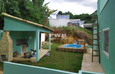 Imagem 4: 4 dormitórios, 3 suíte, 6 banheiro, 4 vagas na garagem, 240M² de Área Construída