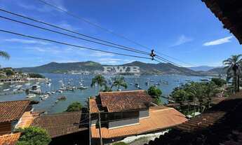 Imagem: Casa frente mar em condomínio Angra dos