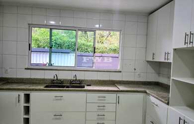 Imagem 6: 4 dormitórios na Estrada Da Cachoeira