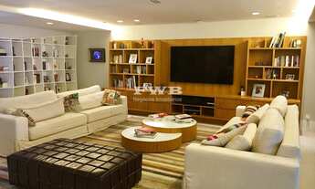 Imagem: EXCELENTE APARTAMENTO REFORMADO DE 400m²