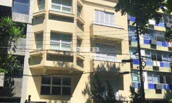 Imagem: Na Rua Rainha Guilhermina