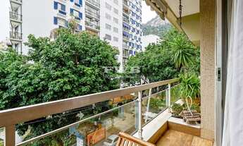 Imagem 3: APARTAMENTO RECÉM-REFORMADO DE 150 M² COM 3 QUARTOS, SENDO 1 SUITE COM CLOSET E HIDROMASSA